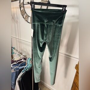 Beyond yoga velvet/velour leggings